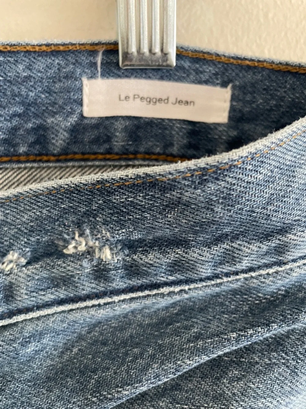 Frame Le Pegged Jean Women’s Size 30 Distressed Cropped Wiltern Suite Wash - Picture 8 of 10